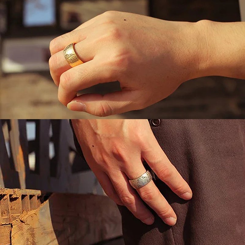 Bague en acier au titane avec mantra de lumière dorée bouddhiste